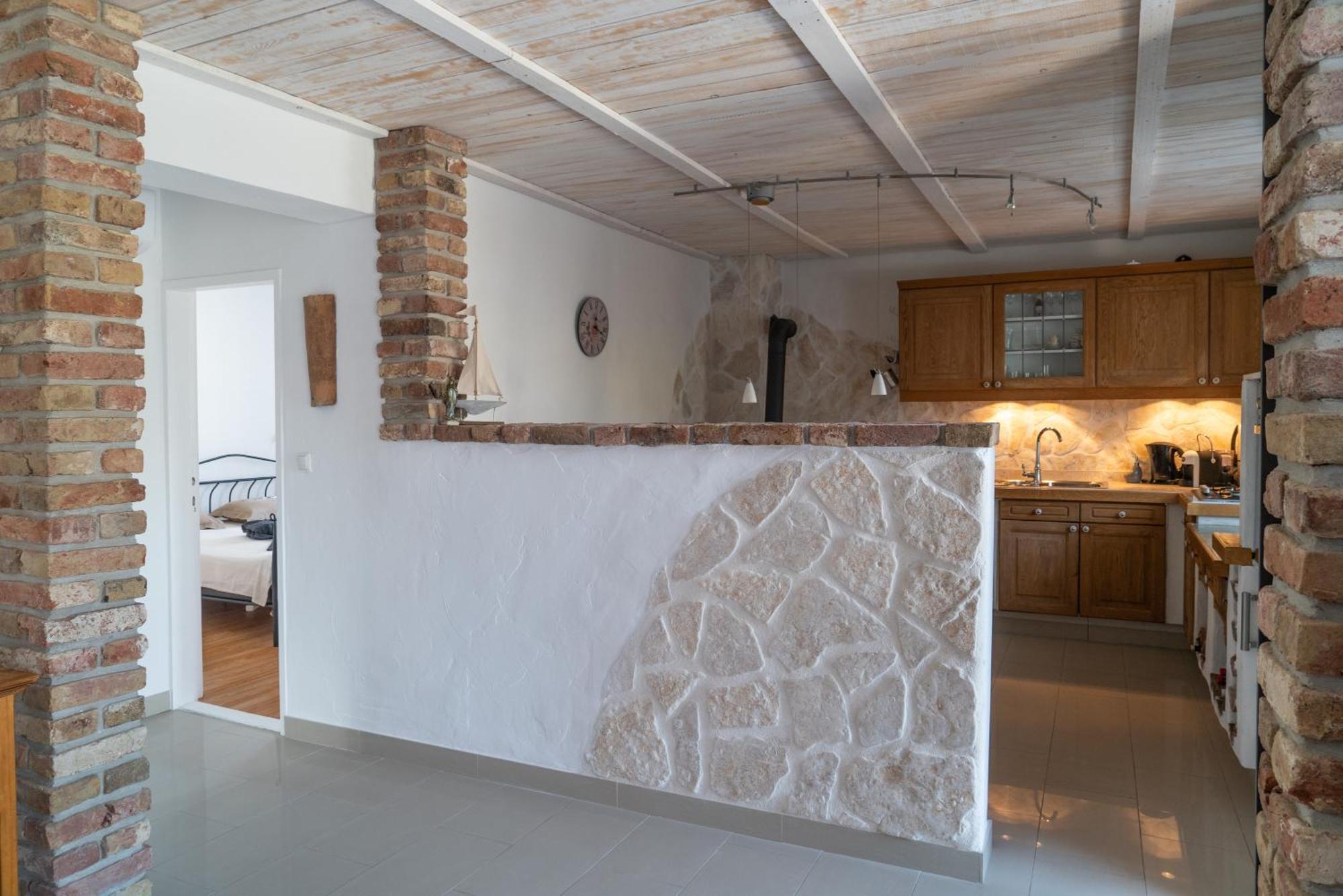 Ferienwohnungen VI La Mare With Heated Pool Zadar Exterior photo